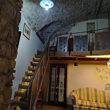 La Grotta Del Leone Feriehus Potenza